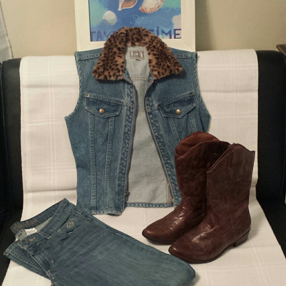 Point Blank Jean Vest w/ Faux Fur Collar sz Small